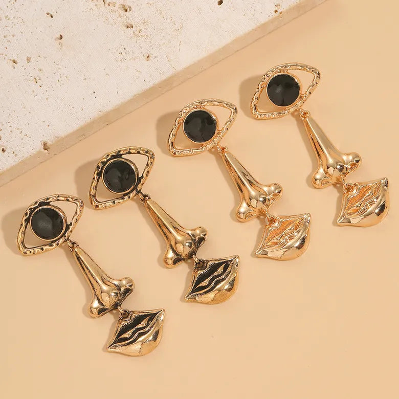 Eyeno Retro Gold Earrings